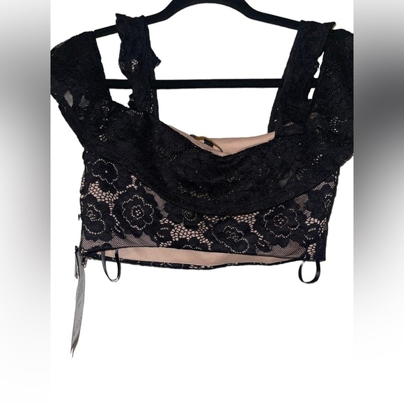 NWT Juniors size 7 City Studio black crop top - Picture 6 of 9